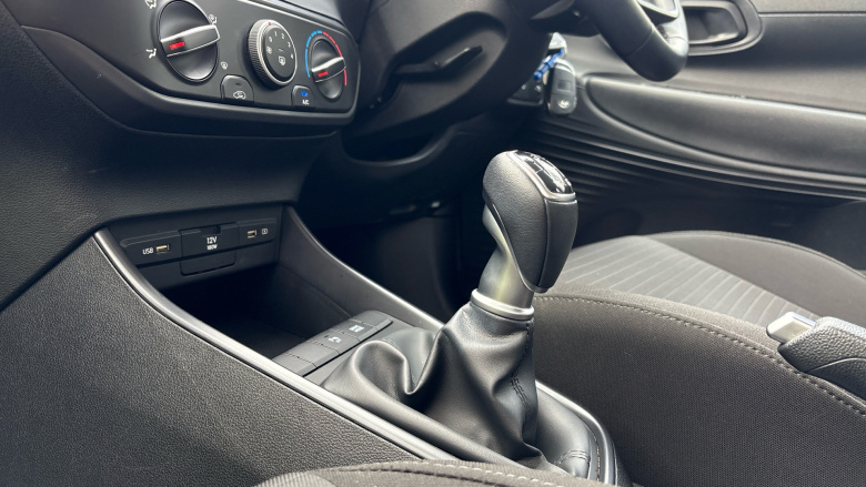 Hyundai i20 1.0T GDi 48V MHD SE Connect 5dr Petrol Hatchback